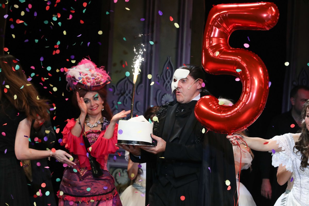 Marian Vojtko slavil 50 na jevišti Fantoma Opery