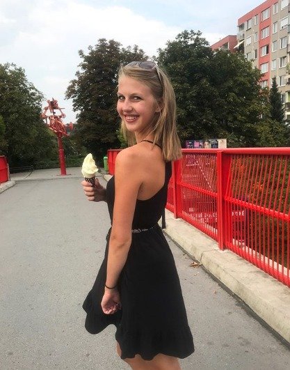 Valentýna Vojtková (16).