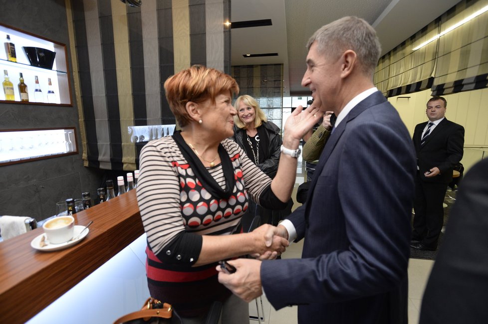 Volby 2014: Andrej Babiš se Zuzanou Baudyšovou, tehdy ještě kandidátkou ANO do Senátu