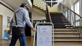 Druhý den voleb do zastupitelstev obcí, 6. října 2018 v ústecké čtvrti Krásné Březno