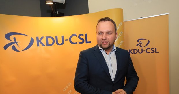 Boj o křeslo šéfa KDU-ČSL. Výborného a Bartoška vyzve kritik Zemana Jurečka