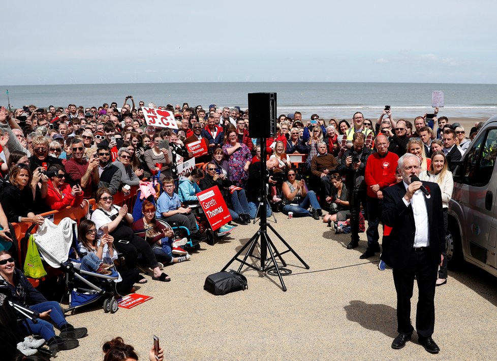 Parlamentní volby ve Velké Británii, červen 2017. Na snímku opoziční lídr Jeremy Corbyn (Labour Party)