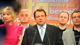 Jiří Paroubek ohlašuje svoji rezignaci