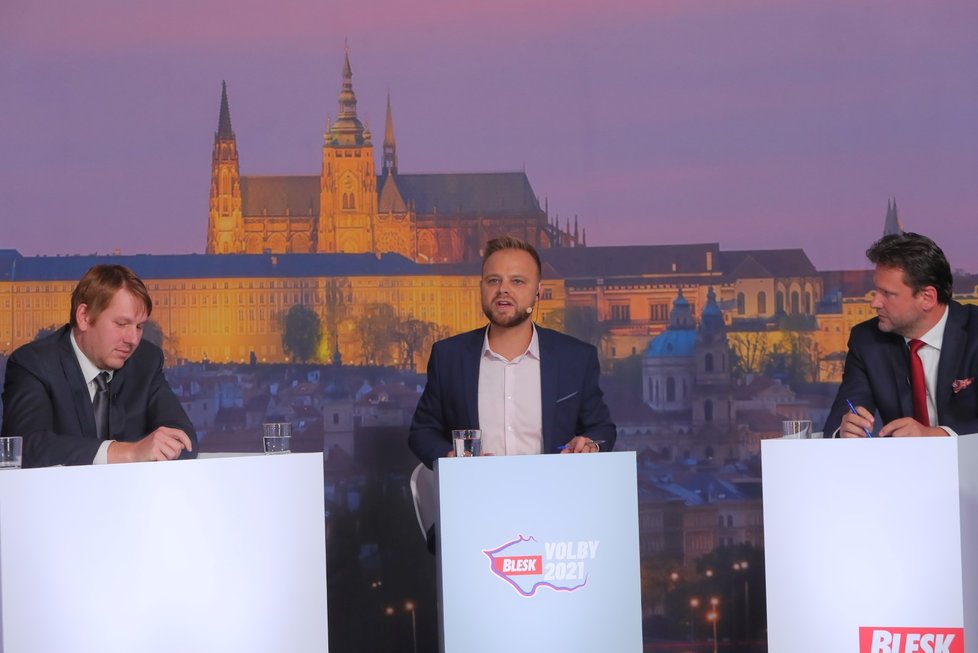 Předvolební debata Blesku (9. 9. 2021): Josef Pavlovic (Piráti), Jakub Veinlich, Radek Vondráček (ANO)