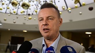 Babiš poslal Rajchla do Ruska vyjednat dodávky ropy. Má plnou hubu keců, tak ať ukáže, co umí, tvrdí premiér Babiš poslal Rajchla do Ruska vyjednat dodávky ropy. Má plnou hubu keců, tak ať ukáže, co umí, tvrdí premiér