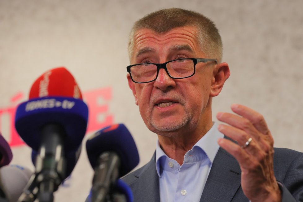 Andrej Babiš během tiskové konference po zveřejnění výsledků voleb do Evropského parlamentu (26. 5. 2019)