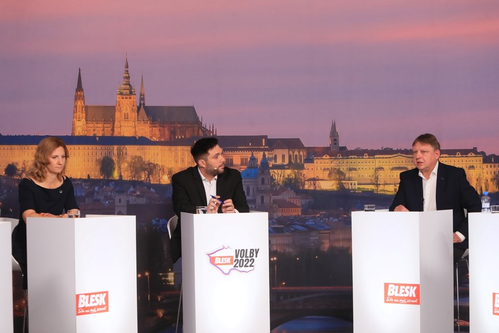 Předvolební debata Blesku: Markéta Vaňková (za ODS a TOP 09) a  ), René Černý (ANO).