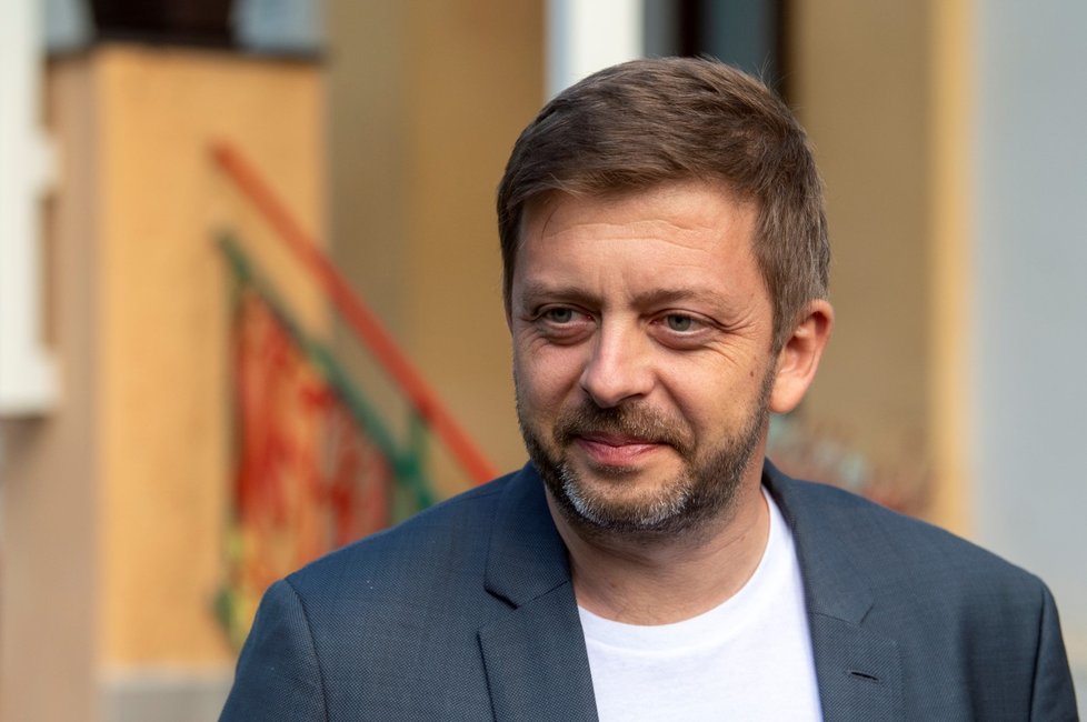 Ministr vnitra a předseda STAN Vít Rakušan odvolil v Kolíně. (23.9.2022)