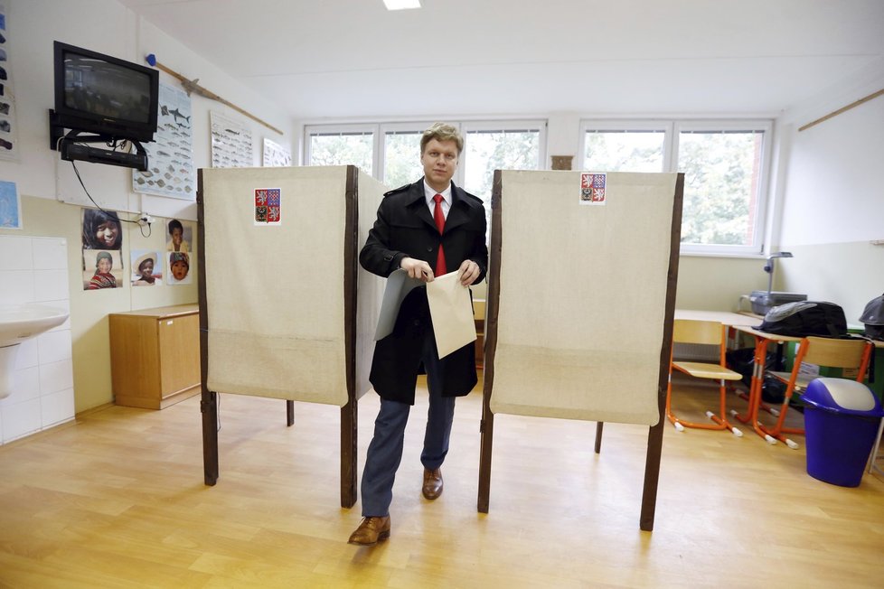 Volby 2014: Pražský primátor Tomáš Hudeček volil v Karlíně. Samozřejmě doufal, že obhájí svůj post