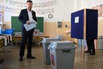 Tomio Okamura volil v Praze, jeho hlas nečekaně dostal místopředseda Senátu Jiří Růžička. (23.9.2022)