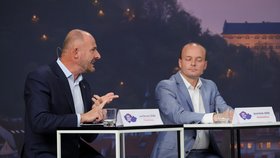 Krajská debata Blesku 2020: Zleva Josef Bernard (za STAN) a Zdeněk Štefek (KSČM)