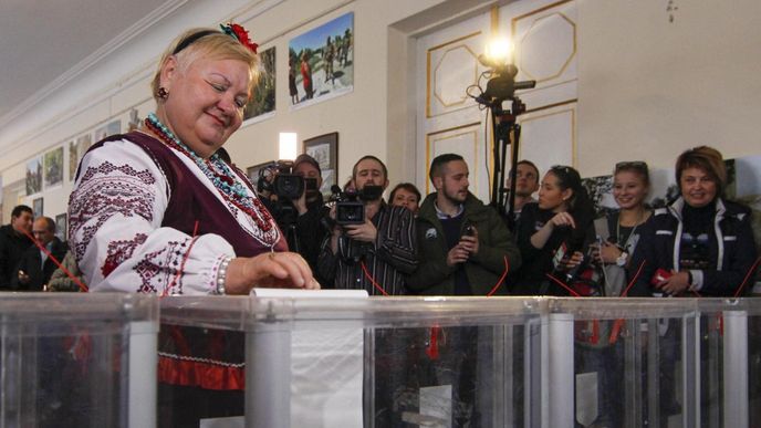 Volby na Ukrajině (říjen 2015) Volby na Ukrajině (říjen 2015)