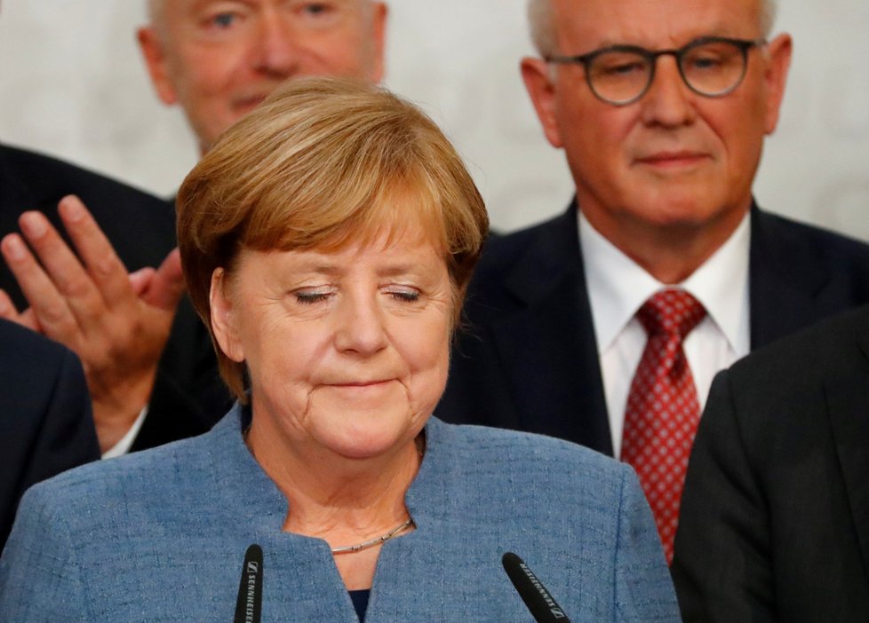 Lídr CDU Angela Merkelová reaguje na předběžné výsledky německých voleb.