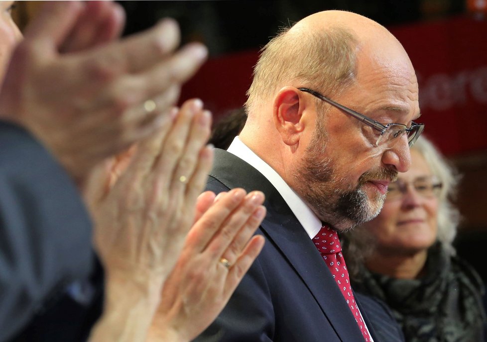 Předseda Sociálních demokratů Martin Schulz po vyhlášení předběžných výsledků voleb v Německu