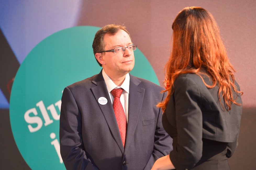 Volební štáb Jiřího Drahoše očekává první vystoupení svého favorita