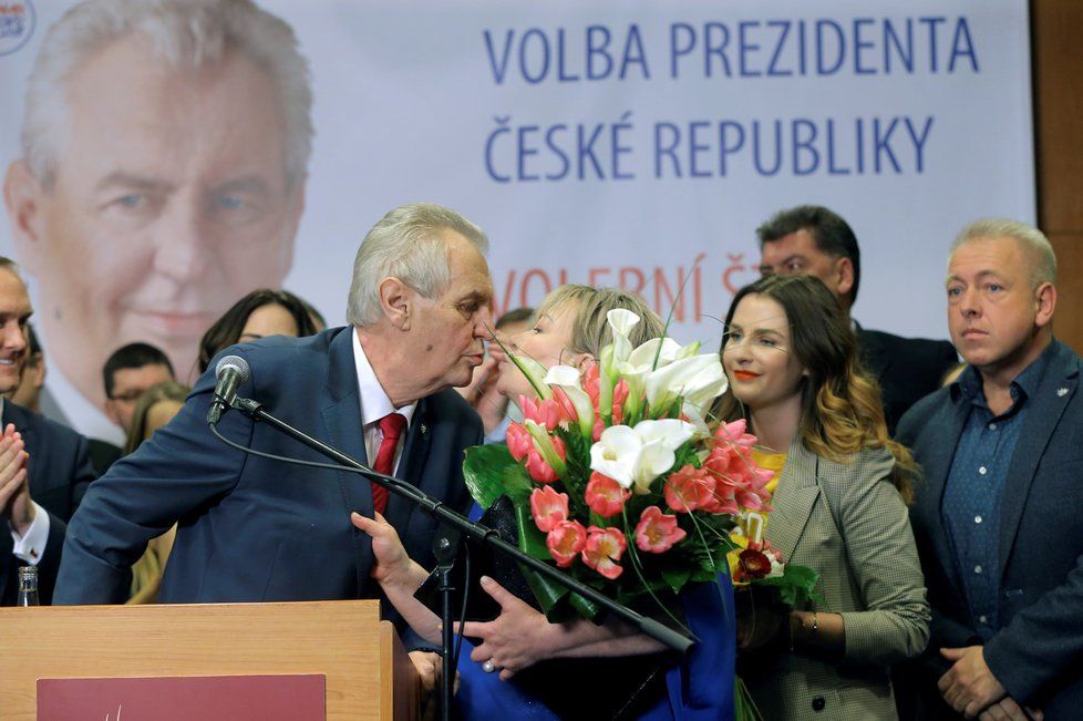 Tisková konference Miloše Zemana poté, co obhájil své vítězství v prezidentské volbě.