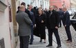 Do volebního štábu dorazila manželka současného prezidenta Ivana Zemanová