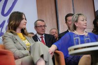 Vulgarizace politiky a rozdělení lidí zůstává, píší Slováci o volbě Zemana