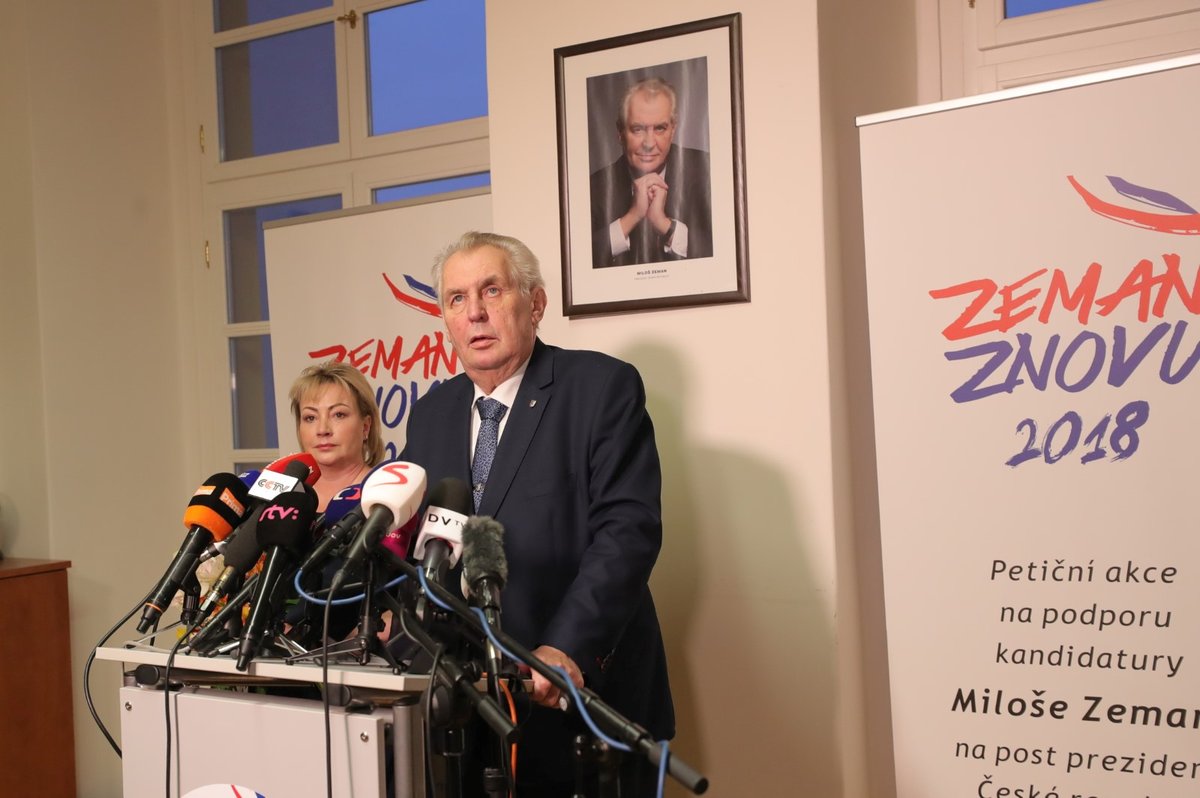 Miloš Zeman doufá, že v druhém kole budou voliči spoléhat hlavně na vlastní rozum a ne na doporučení kandidátů, které podpořili v prvním kole, prohlásil to na tiskové konferenci k výsledkům voleb