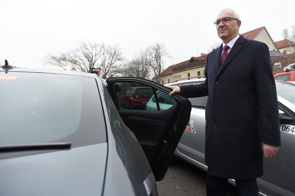 Kandidát na prezidenta Jiří Drahoš věří ve vysokou volební účast.