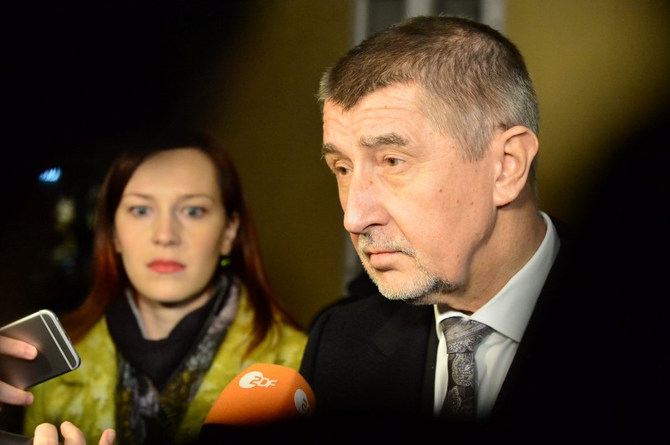 Andrej Babiš dorazil k volební urně bez manželky Moniky