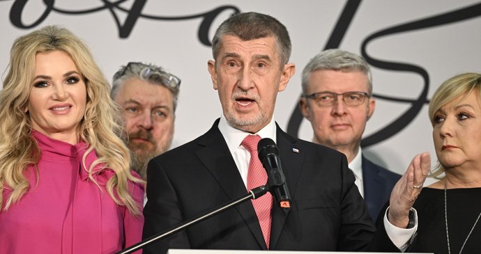 Prezidentské volby 2023: Tisková konference Andreje Babiše k výsledkům prvního kola.