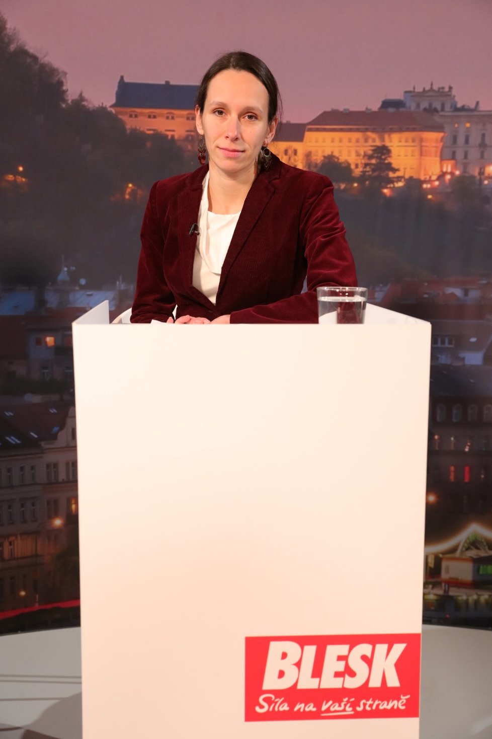 Prezidentské volby 2023: Socioložka Sarah Komasová ve studiu Blesku.