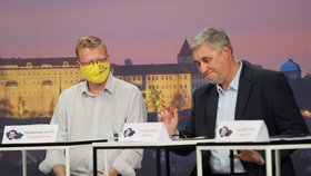 Debata Blesku o školství: Zleva Pavel Bělobrádek (KDU-ČSL) a Pavel Klíma (TOP 09) (17. 9. 2020)