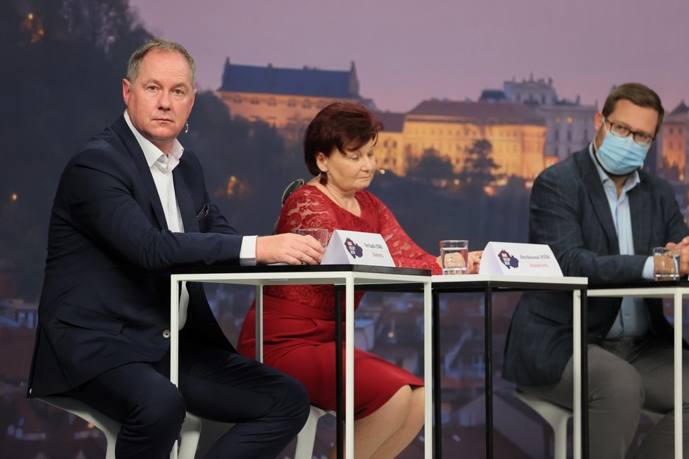 Debata Blesku o školství: Zleva Petr Gazdík (STAN), Alena Nohavová (KSČM) a Jiří Nantl (ODS) (17. 9. 2020)
