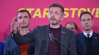 Z hospody zpátky do šatny: Starostové rozjíždějí riskantní hru s nejistým výsledkem Z hospody zpátky do šatny: Starostové rozjíždějí riskantní hru s nejistým výsledkem