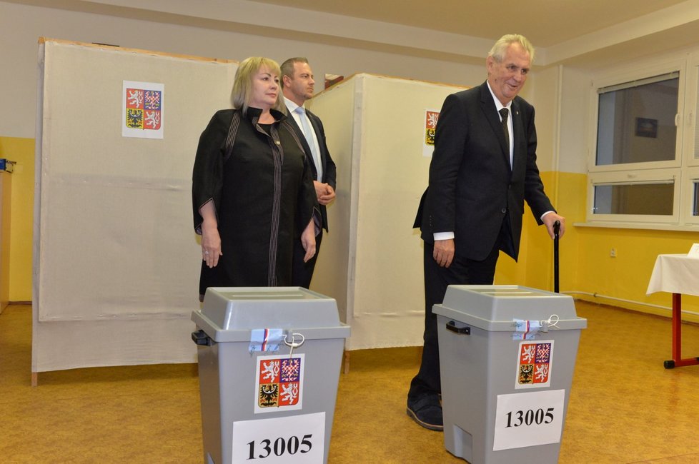 Prezident Zeman se sejde s představiteli ODS.