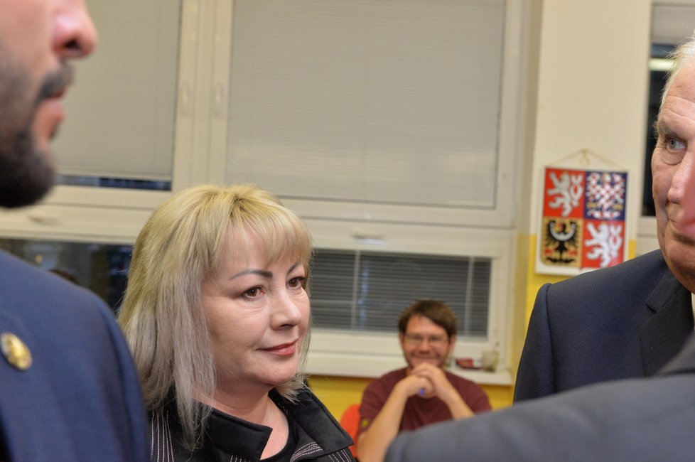 Miloš Zeman u sněmovních voleb 2017: Doprovodila ho manželka Ivana