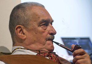 Čestný předseda TOP 09 Karel Schwarzenberg