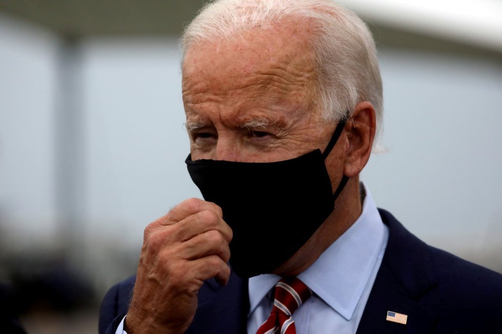 Volby v USA: Kandidát Joe Biden má podle průzkumu nakročeno k výhře. Podporuje jej nadpoloviční většina Američanů. Čísla ale nerozhodují, v USA se volí podle států