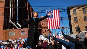 Demokratická senátorka Elizabeth Warrenová se zapojila do boje o Bílý dům (9. 2. 2019)