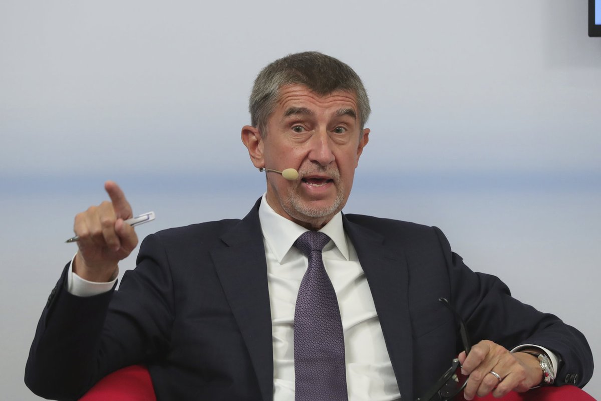 Andrej Babiš (ANO) v horkém křesle během superdebaty Blesk.cz