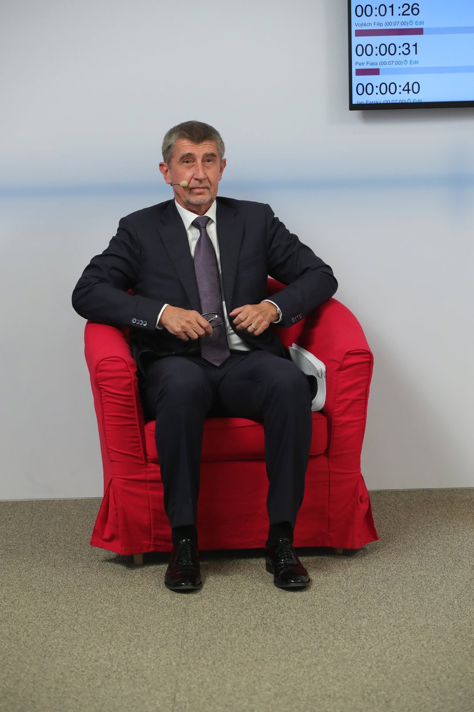 Andrej Babiš (ANO) v horkém křesle během superdebaty Blesk.cz