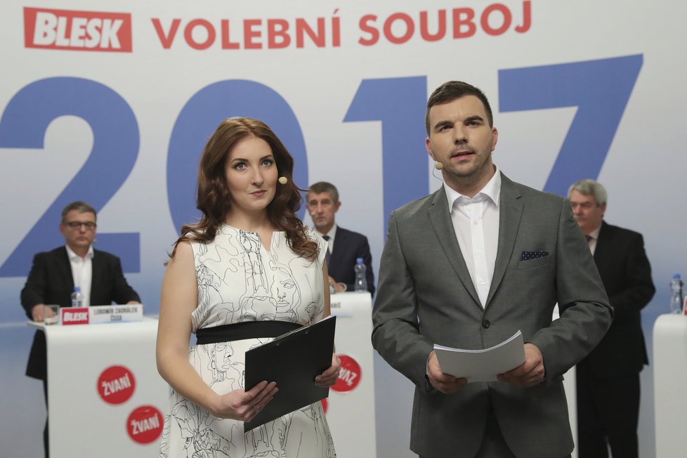 Moderátoři Klára Brunclíková a David Vaníček uváděli loni i superdebatu před sněmovními volbami