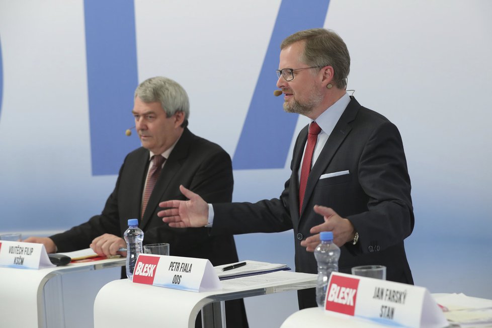 Superdebata Blesk.cz: Petr Fiala (vpravo)