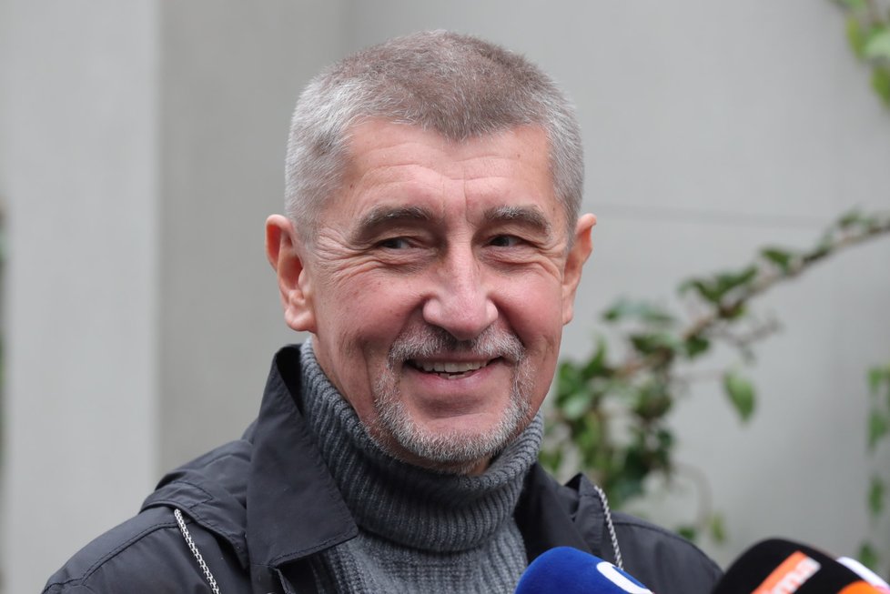 Andrej Babiš začal v Průhonicích první povolební vyjednávání uspořádání postů v Poslanecké sněmovně.