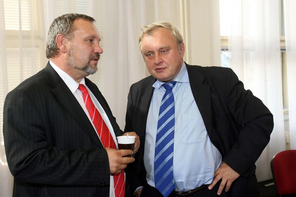 komunisti Petr Kváčik a Miroslav Ransdorf