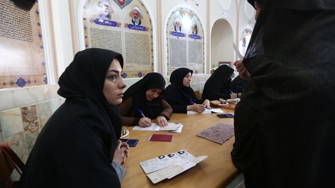 Volební komise v Íránu