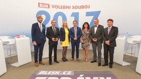 Blesk Volební souboj 2017 - Na zdraví!: Zleva: Adam Vojtěch (ANO), Jiří Skalický (TOP 09), Lenka Teska Arnoštová (ČSSD), Vít Ulrych (KDU-ĆSL), Soňa Marková (KSČM), Bohuslav Svoboda (ODS) a Milan Kubek, prezident České lékařské komory.