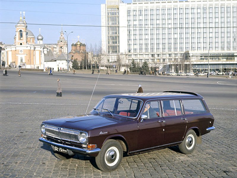 Volha GAZ 24-02