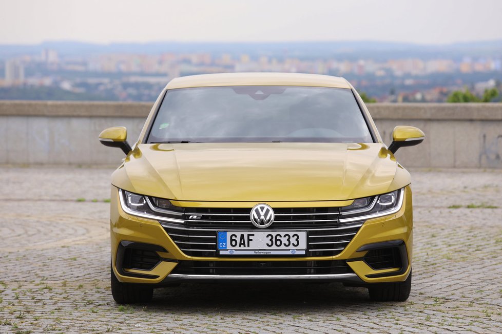 Volkswagen Arteon 2.0 TSI DSG 4Motion R-line