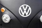 Volkswageny se budou kontrolovat i v Česku. Chce to ministr dopravy.