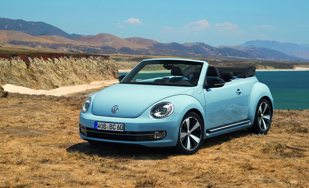 Volkswagen Beetle Cabrio 60s White Edition (2013)