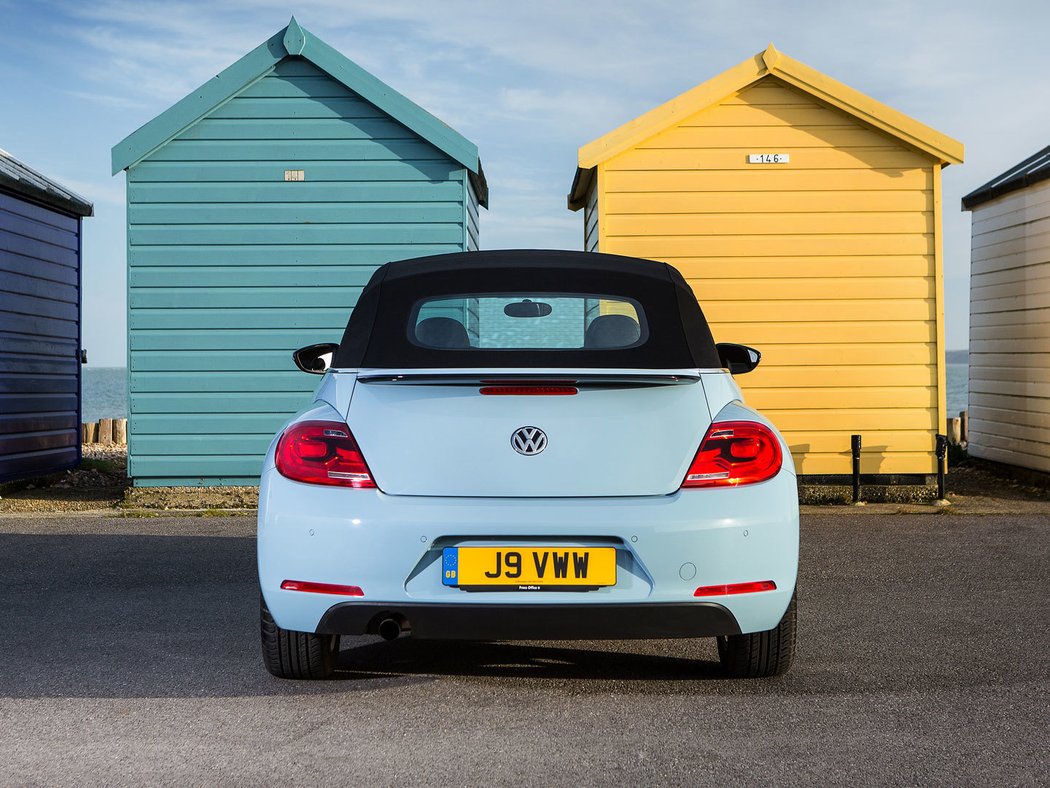 Volkswagen Beetle Cabrio (2015)