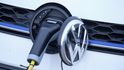 Koncern Volkswagen by mohl baterie v elektromobilech zákazníkům pronajímat.