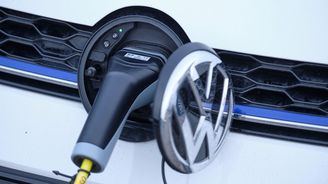 Volkswagen uvažuje o pronájmech baterií v elektromobilech, snížila by se tím jejich cena